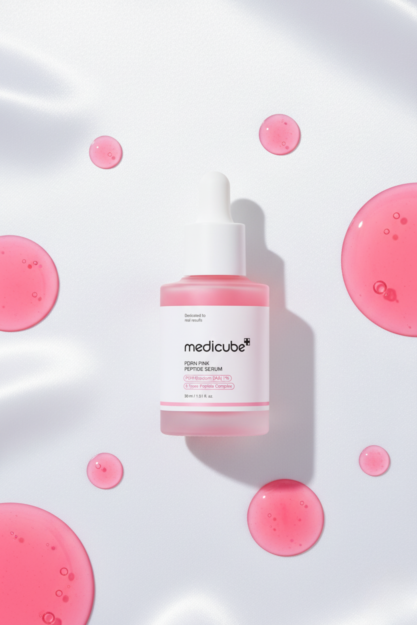MEDICUBE – Sérum aux peptides rosés PDRN