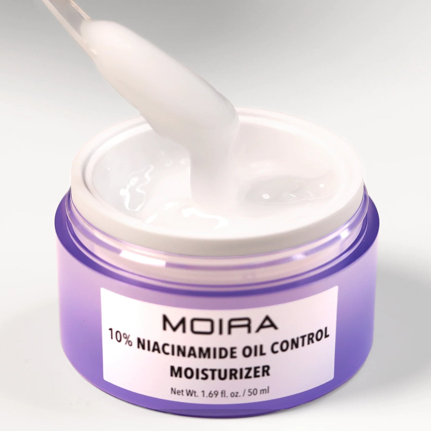 MOIRA Hydratant anti-sébum à 10 % de niacinamide